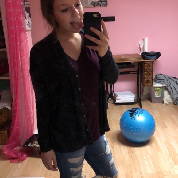 Meet your Posher, Skylar - Picture 2 of 2